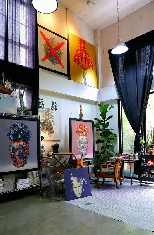 TOP_JIRAPAT's tweet photo. Jirapat's Art
#thaicontemporaryart #popart  #Curator  #CollectorNFT  #artcollector  #top_jirapat #Cryptoart  #cryptoartist  #NFTs  #NFTCommunity  #NFTshill   #NFT  #nftart  #NFTartist #gifts  #riBBon  #art #artcollector https://t.co/KmcLC9Ouyc
