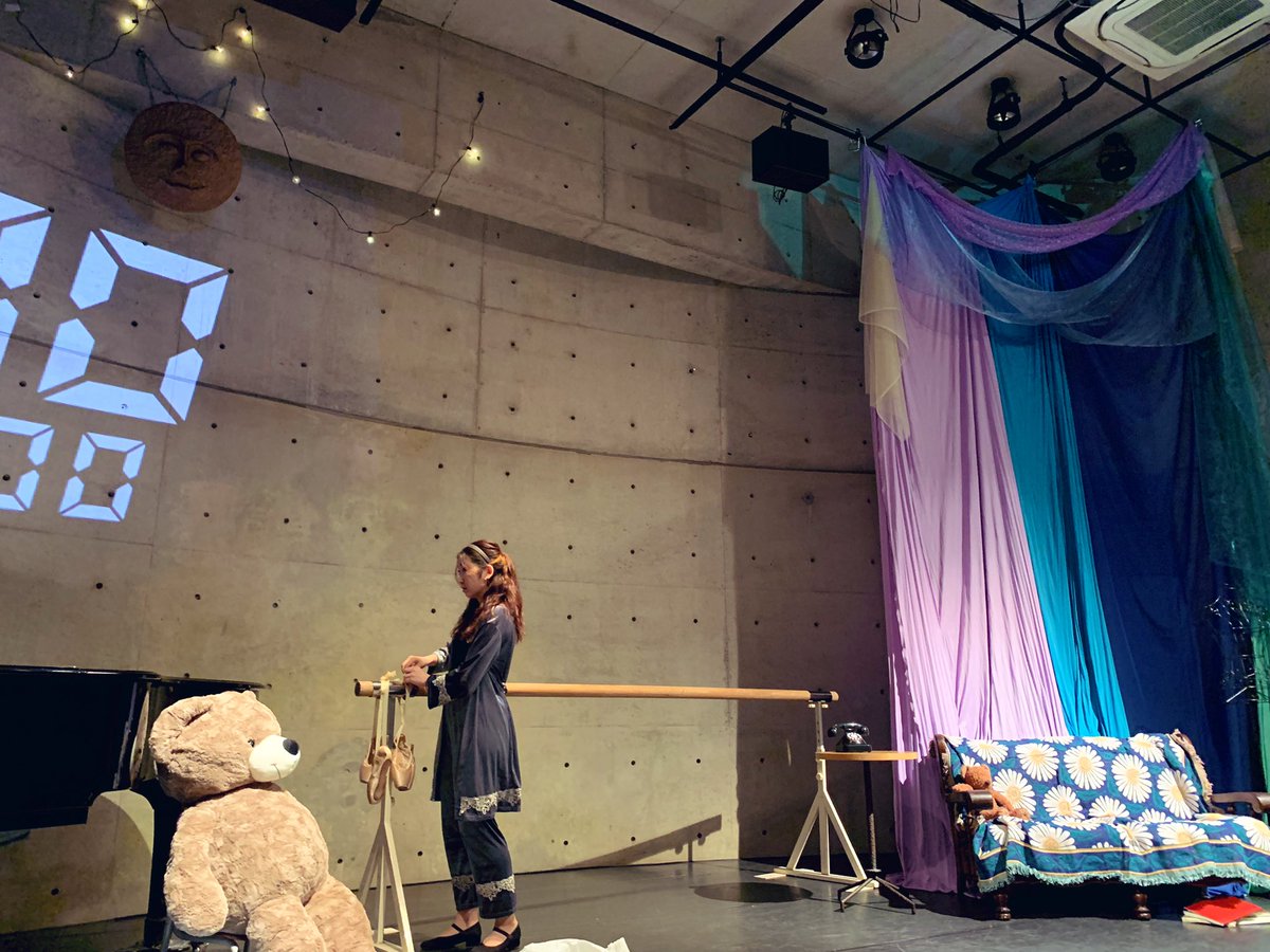 cocoro_yamamoto's tweet photo. 🧸終演報告です🧸

ソロアクト
「#おとなになる為の24のレッスン」
無事終演いたしました。

今日一日だけでもたくさんの方の愛をいただきました。
感謝でいっぱいでございます。
本当にありがとう。
またきちんとお礼をさせてください！！！

写真📷は仕込み中の私。 https://t.co/NN6CAqrKP4