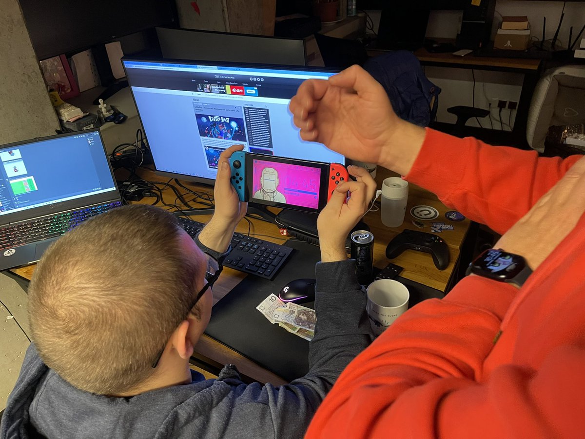 LisieckiMichal's tweet photo. The factory of the #AAAclock ;-)
This night the RDG Team have submitted new version to #lotcheck on #Nintendo ๐ค
Coming for Christmas ๐
#gamedev #indiegame https://t.co/OerANsK1Au
