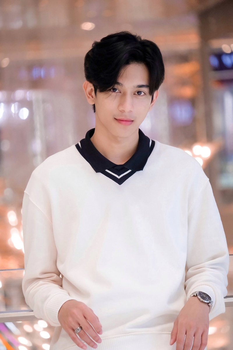 athiwarit's tweet photo. 🤍✨

#MyBoyTheSeriesจุดเริ่มต้นที่ดีที่สุด
#JUMDEEFILMPRODUCTION
#ลุงคมทีม #เด็กจำดีฟิล์ม
#หวานเย็นของเอิร์ธ https://t.co/D0GMd5guGJ