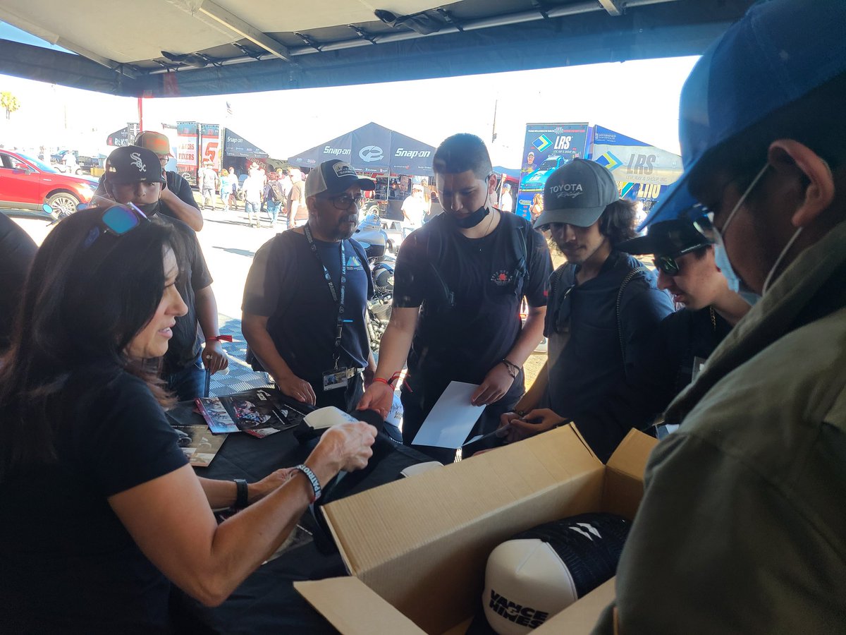 ROPCareerCenter's tweet photo. "There is no direct way to career success, I was a nurse and now I race motorcycles for a living...find what you love" @AngelleSampey 3X Champion https://t.co/nOsxb8uOtd
