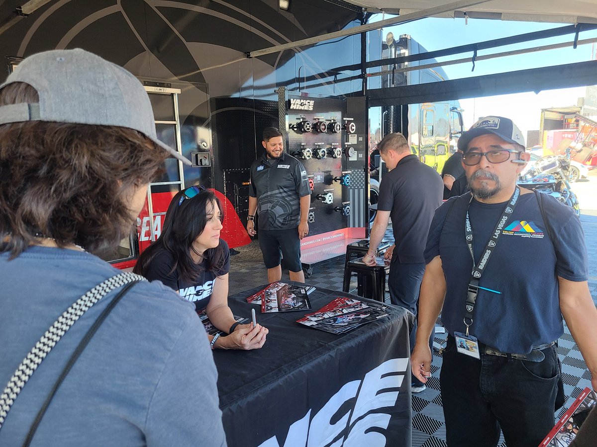 ROPCareerCenter's tweet photo. "There is no direct way to career success, I was a nurse and now I race motorcycles for a living...find what you love" @AngelleSampey 3X Champion https://t.co/nOsxb8uOtd