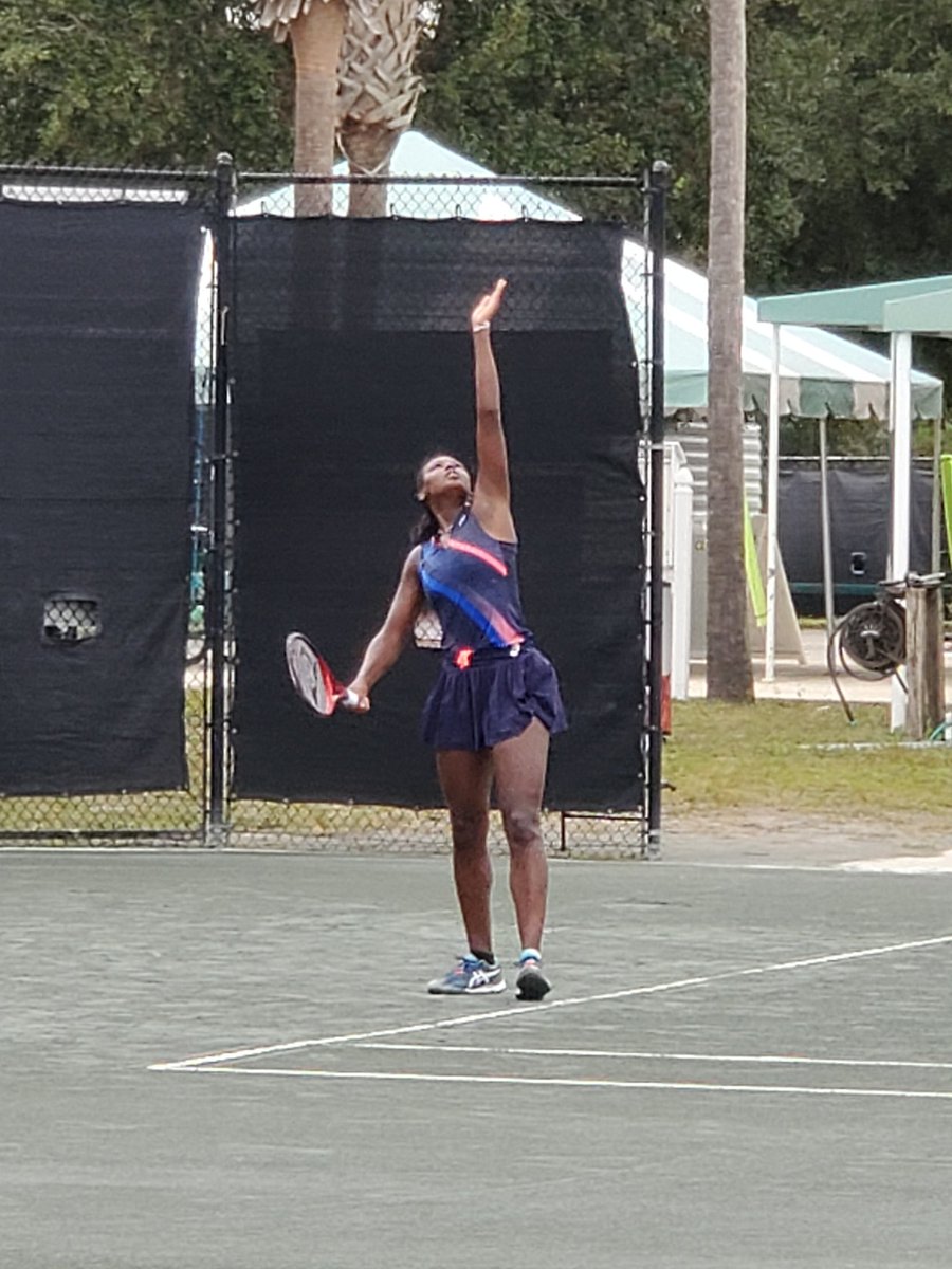 Singles semifinals begin at 10 a.m. followed by the doubles final. It's a beautiful day to watch these awesome athletes compete🎾 Hope to see you soon💚💛💚💛<a href="/usta/">USTA</a> <a href="/USTAFlorida/">USTA Florida</a> <a href="/ITFTennis/">ITF</a>