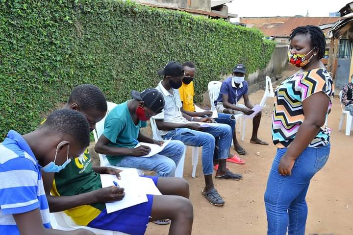 syradouganda's tweet photo. HIV/AIDS prevention, treatment, care and support services need to be promoted widely. #UnlockingEndlessPossibilities #YouthEducation #sdgs2030 #YEPproject #covid19response @ngoforum @CRVPF1 @aidscommission @UNYPA1 https://t.co/PGibCtZY0P