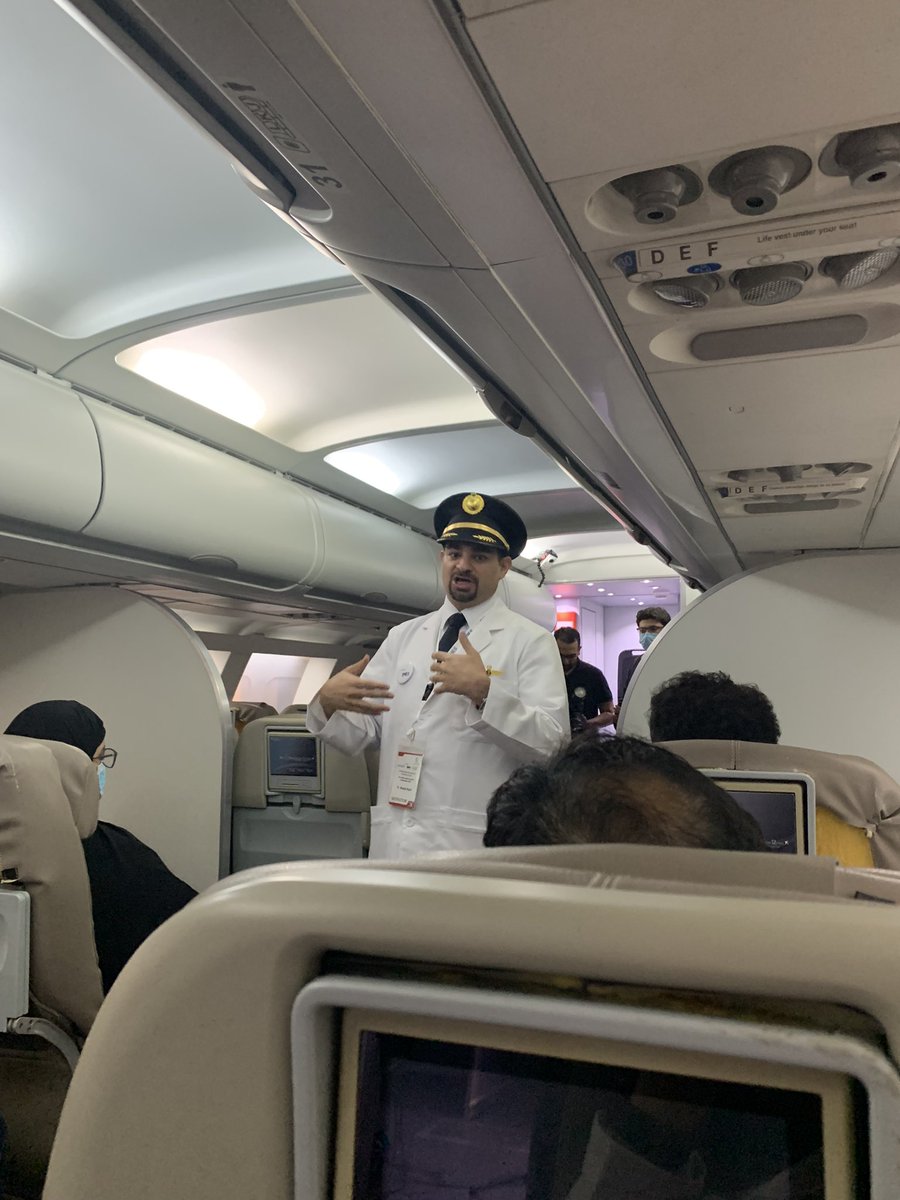 norah_alkhulifi's tweet image. يوم رائع جداً جداً! 
فاق كل التوقعات، و أثبت متعة التعلم بالتطبيق 😍❤️ 
لي الشرف بحضور أول نسخ البرنامج😄
وافر الشكر و التقدير لكل من علمونا اليوم و لكل المنظمين 💐 
@doctorloay @drtahamasri @W_RedhaMD @SaudiEmergency 
#IMES_Course