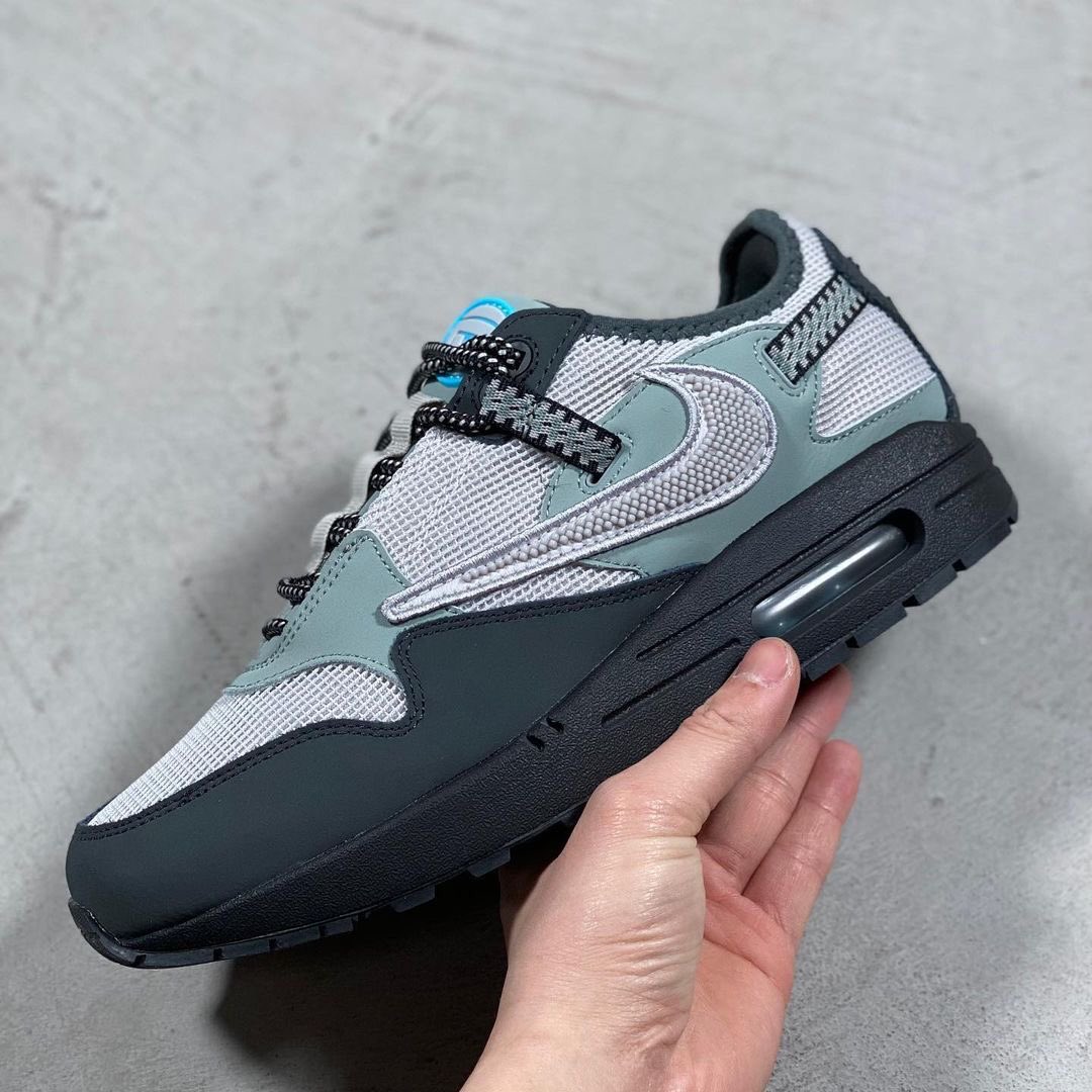 anzfss2012's tweet image. ☘️☘️TS x NK Air Max 1
🦋🦋
Please WhatsApp me for faster shipping 💕💕