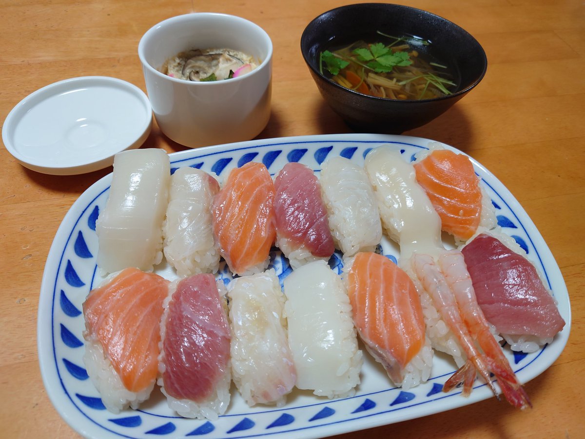 今日の晩ごはんは、家族が昨日食べれなかったネタが食べたいとのことで