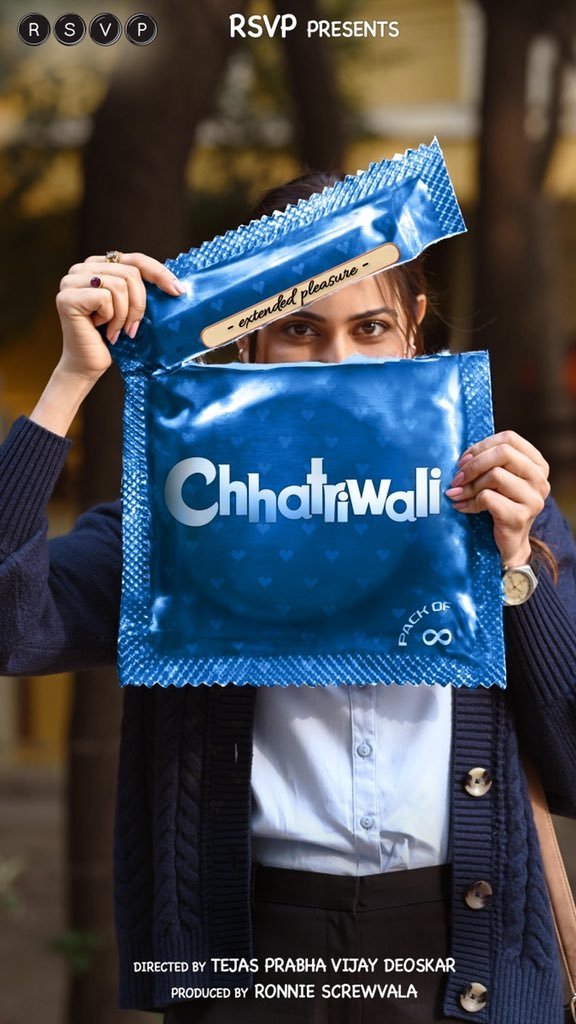 Akkirant_Roy's tweet photo. Ye kon sa movie aarhi h, 
@akshaykumar ki #padmen ki jaisi to nhi h, #Chhatriwali
@Rakulpreet https://t.co/Y1eU3EkF4r