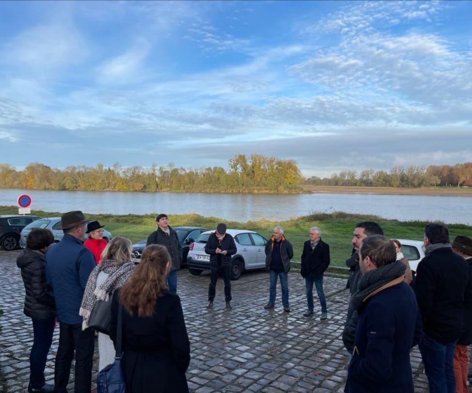 1ere réunion de quartier de ce mandat <a href="/villepontsdece/">Ville Ponts-de-Cé</a>  à Île, Saint-Aubin, Saint-Maurille
Je vous remercie  pour votre présence  pour nos échanges lors de la déambulation.
Nous vous retrouvons dès la semaine prochaine  dans le quartier Chesnaie, Pouillé Guillebotte !