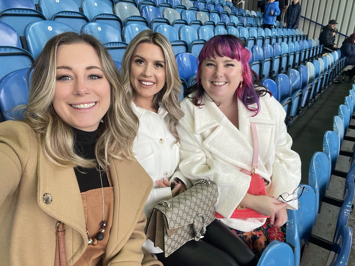 melwain's tweet photo. Come on Wednesday!! 🦉 #shwgil #swfc https://t.co/32bzQxh5Pt