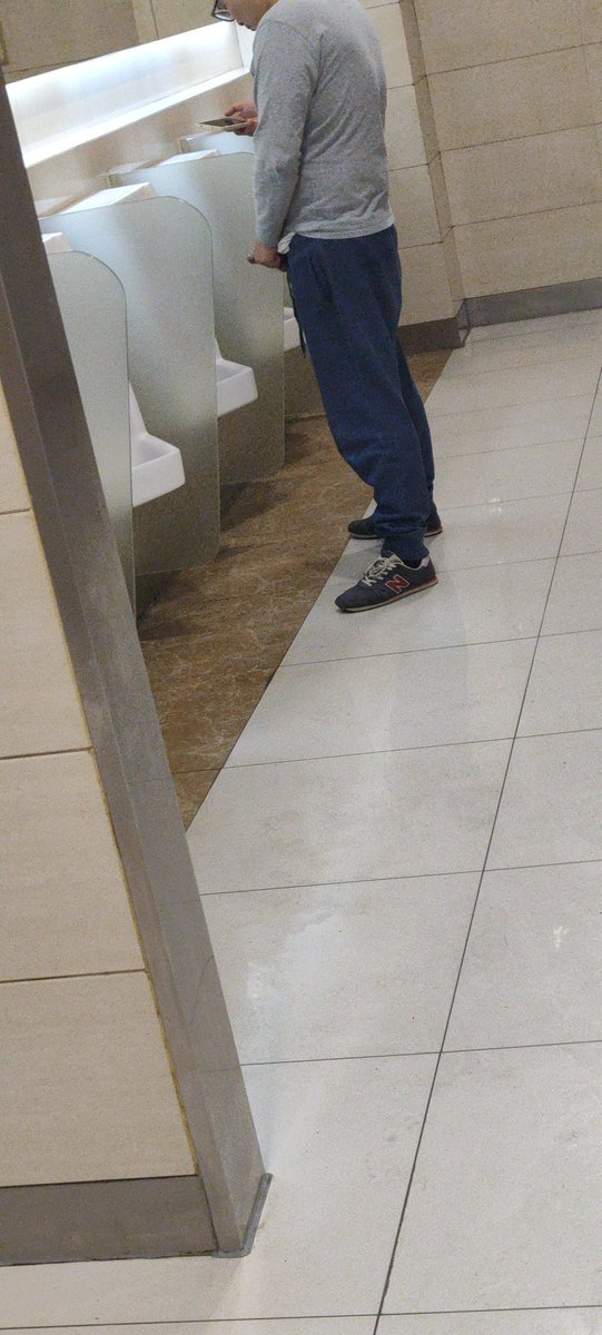 你可以再明目张胆点。。
既然如此那把你贡献出去了。