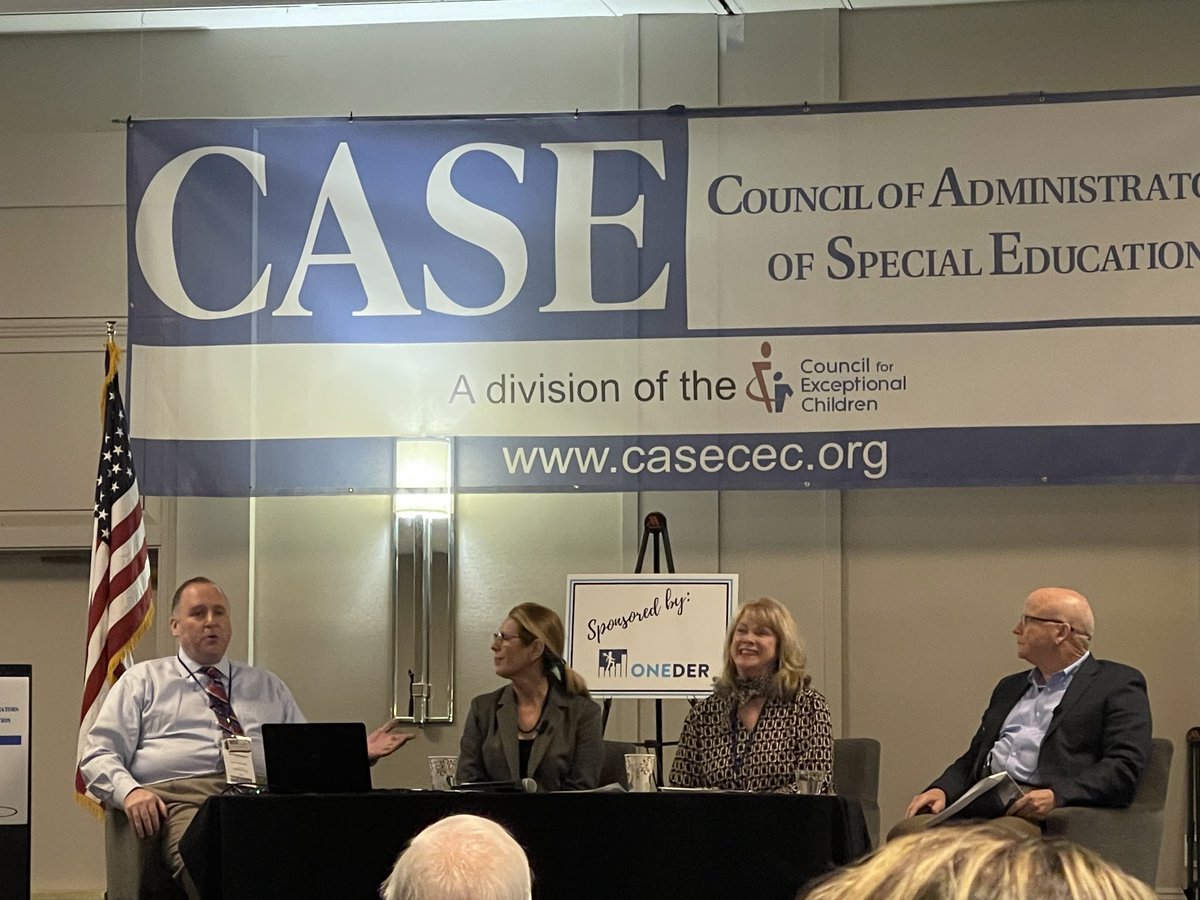 ⁦@rubensteinkev⁩ leading a session at CASE! Nice job!!! #2021CASE