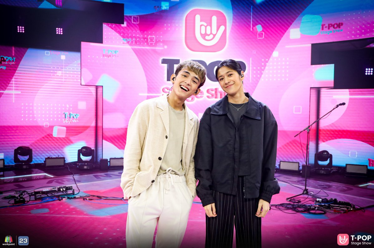 StageTpop's tweet image. 2 ศิลปินจากค่าย #marr 
เพลง ฝนตกในใจ
เพลง รอยยิ้มของทุกวัน

ศิลปิน #FirstAnuwat + #sarah
.
ช่องทางการดาวน์โหลด
-iOS &amp;gt;&amp;gt; apple.co/3kkJWs2
-Andriod &amp;gt;&amp;gt; bit.ly/3z9mqEs

🚩#TPOPSTAGESHOW #TPOPSTAGESHOWEP11
ทุกคืนวันเสาร์ เวลา 21.30 น. #Workpoint23