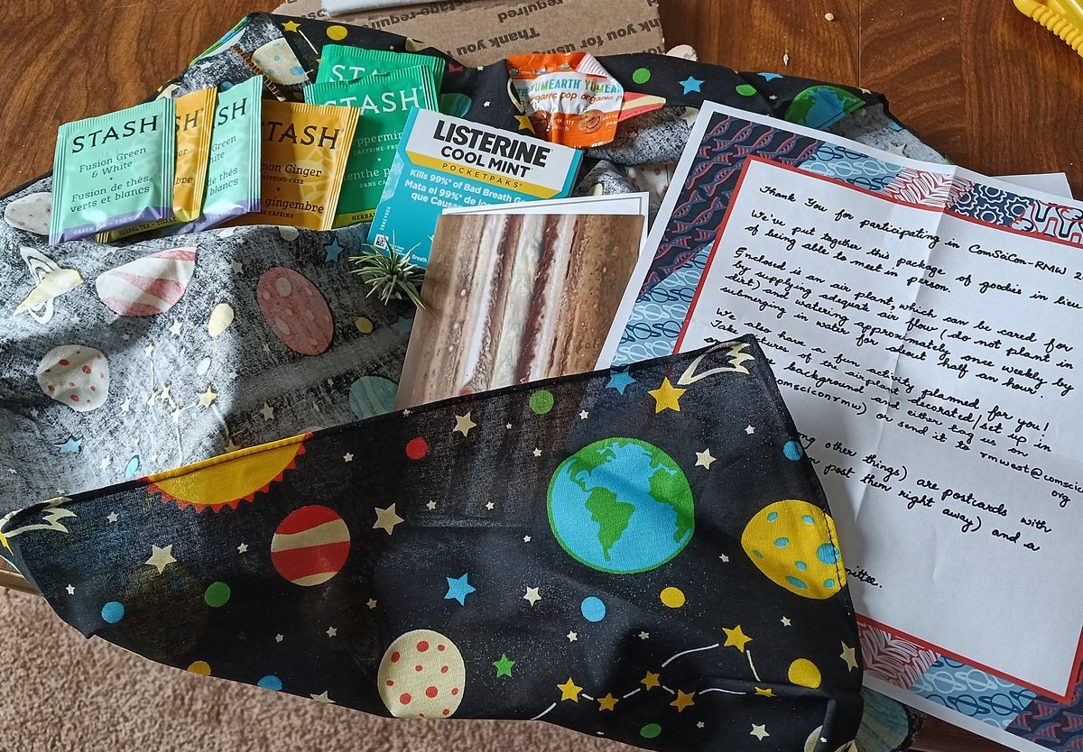 VivaceBelles's tweet image. It&apos;s a whirlwind of a day but I&apos;ll be spending an hour this afternoon chatting with folks @ComSciConRMWest and I wanted to thank them for the lovely gifts 💚