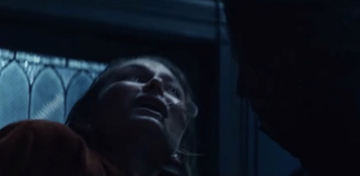 SourceHalloween's tweet photo. Allyson faces the shape 👀 #halloweenkills https://t.co/Y3n55ST55d