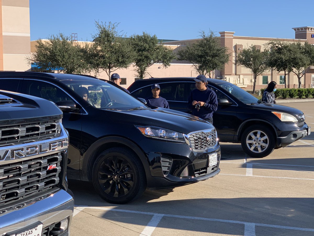 evbyars94's tweet photo. Thanks for the partnership with Alief CTE center and HPD police Academy 252 for Etching on our catalytic converters… great job!!! @AliefProud @budewigbulldogs @AliefCTE @hpdcareer https://t.co/KoHgLJNPEB