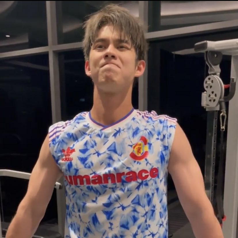 𝐒𝐚𝐥. tweet media