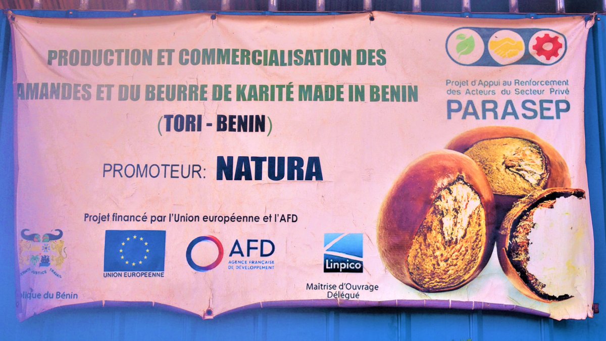 SHartleif's tweet photo. Renforcer le secteur privé: visite de l'usine @NaturaKarite, entreprise de produits de qualité à base de #karité. Merci pour l'accueil chaleureux, Directeur Gilles Adamon, et pour votre travail aux côtés des #femmes. L'UE est fière d'être votre partenaire. #Benin #Parasep 🇪🇺🇧🇯 https://t.co/i67GLXWhXy