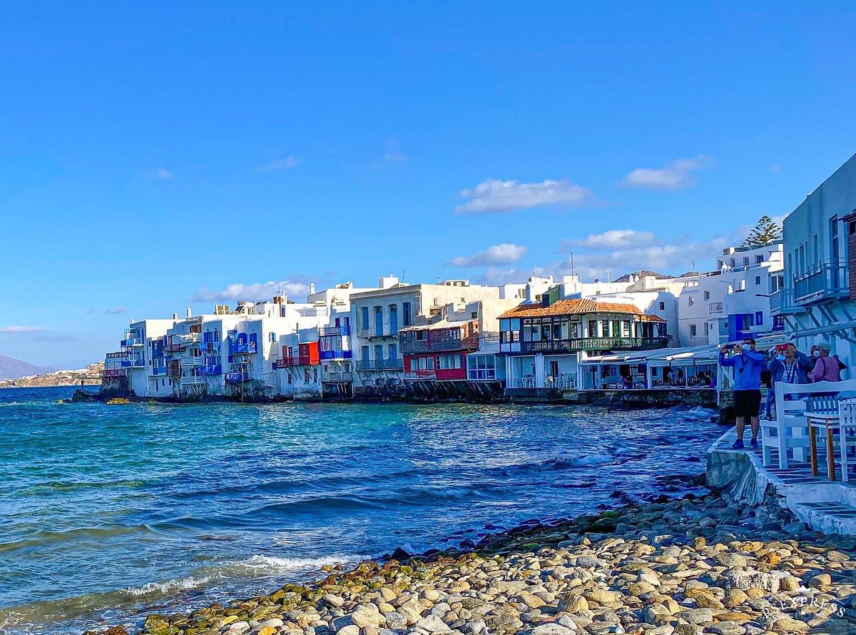 Photos don’t really do justice to Little Venice in Mykonos. Beautiful place. #visitmykonos #littlevenicemykonos #mykonos