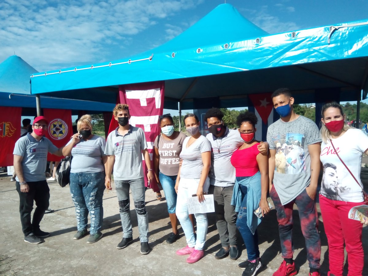 mjm_cuba's tweet photo. El Movimiento #JuvenilMartiano y la Brigada de instructores de arte #JoséMartí han llegado a la comunidad de #Berroa junto a @UJCdeCuba @FEUHabana @CienciaJoven1 @FEEMXCuba y otras organizaciones de la juventud #CubaViveEnSuHistoria  #CubaViveEnElBarrio https://t.co/1gXOtrG5tz