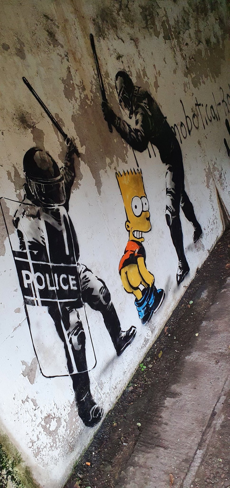 Big Nik What We Saying People Real Or Fake Kidderminster Banksy T Co Pejgkmjsxd Twitter Big Nik What We Saying People Real Or Fake Kidderminster Banksy T Co Pejgkmjsxd Twitter