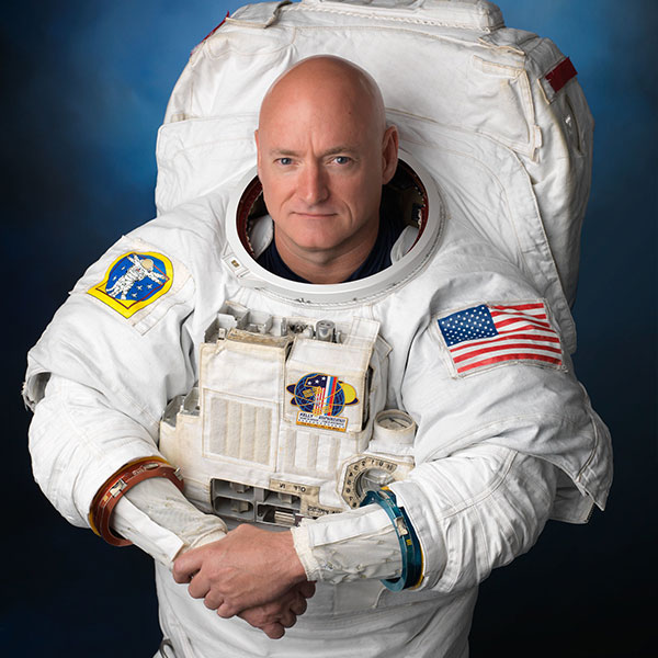 Kennedy Space Center Visitor Complex tweet media