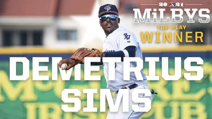 capt1991's tweet photo. Very proud of @_d1sims. This is well deserved! @BCUDiamondCats has a rich tradition of great players! Bethune-Cookman University Baseball to you sir or ma'am! #Salute #ProudMajor #WeaponX https://t.co/CW5ngzuE9N