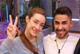 tvrealitys_'s tweet photo. Sois más de..?

🔁 Adara y Miguel 
❤️ Luca y Cristina 

#Secret13N #Secret14N https://t.co/kIx1y1eUSl