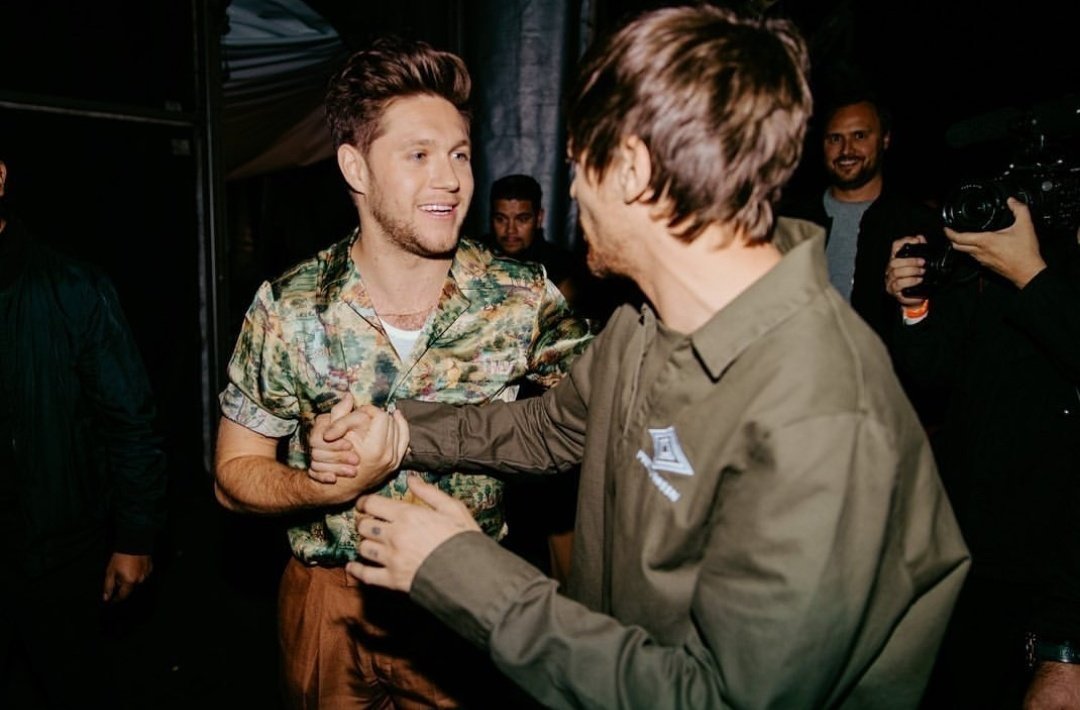 OneDirecSpain's tweet photo. ⏪ | Hoy, hace 2 años (13 de Noviembre del 2019) @NiallOfficial y @Louis_Tomlinson actuaban en los #PremiosTelehit en el estadio Forosol de la Ciudad de México 🎤
Dieron dos increíbles actuaciones ante decenas de miles de fans y nos dejaron estos momentos Nouis 🥺 https://t.co/F1Reg4bwu1