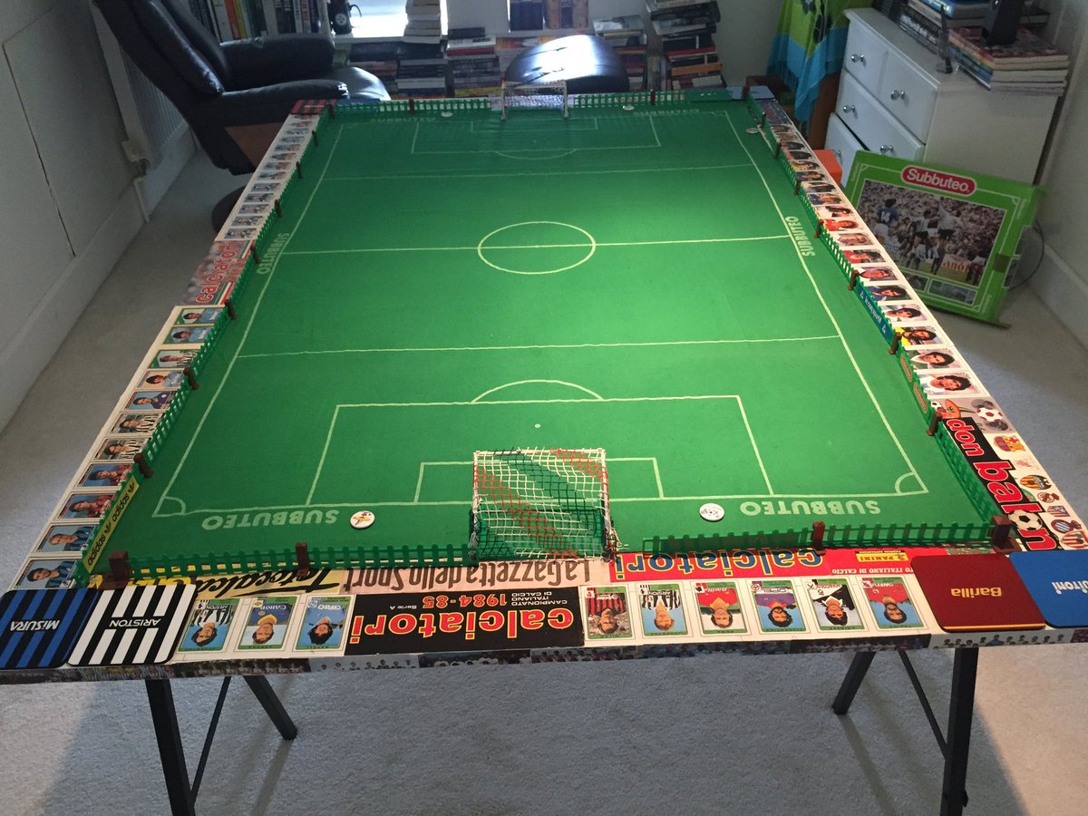 CalcioinRetro's tweet photo. Got a few hours to myself. Getting the urge to visit the shed, dust off a few things and get reunited. #internationalweekend #novemberweather #subbuteo https://t.co/ge4ZTaP22J