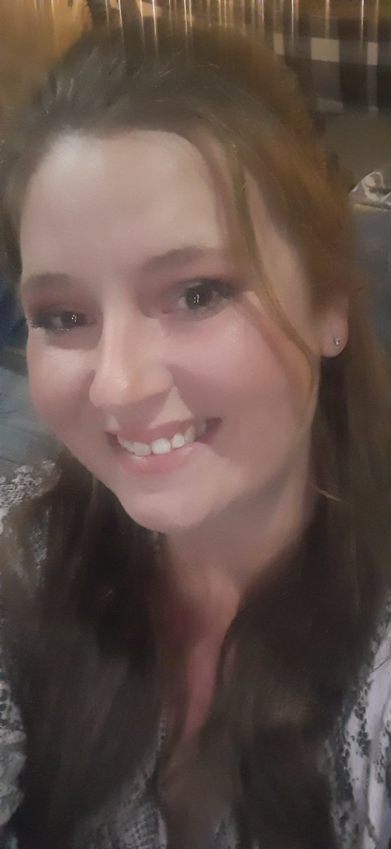 starnicole0216's tweet photo. Someone asked for a selfie to see me so here I am https://t.co/hzwzChTMMJ