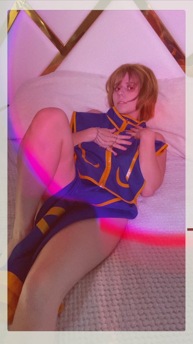 Kurapika said Mister Leorio can have some Polaroids. As a treat. https://t.co/NLh43cWM1X<a href="/tag/samus"class="tags"><span>#samus</span></a>