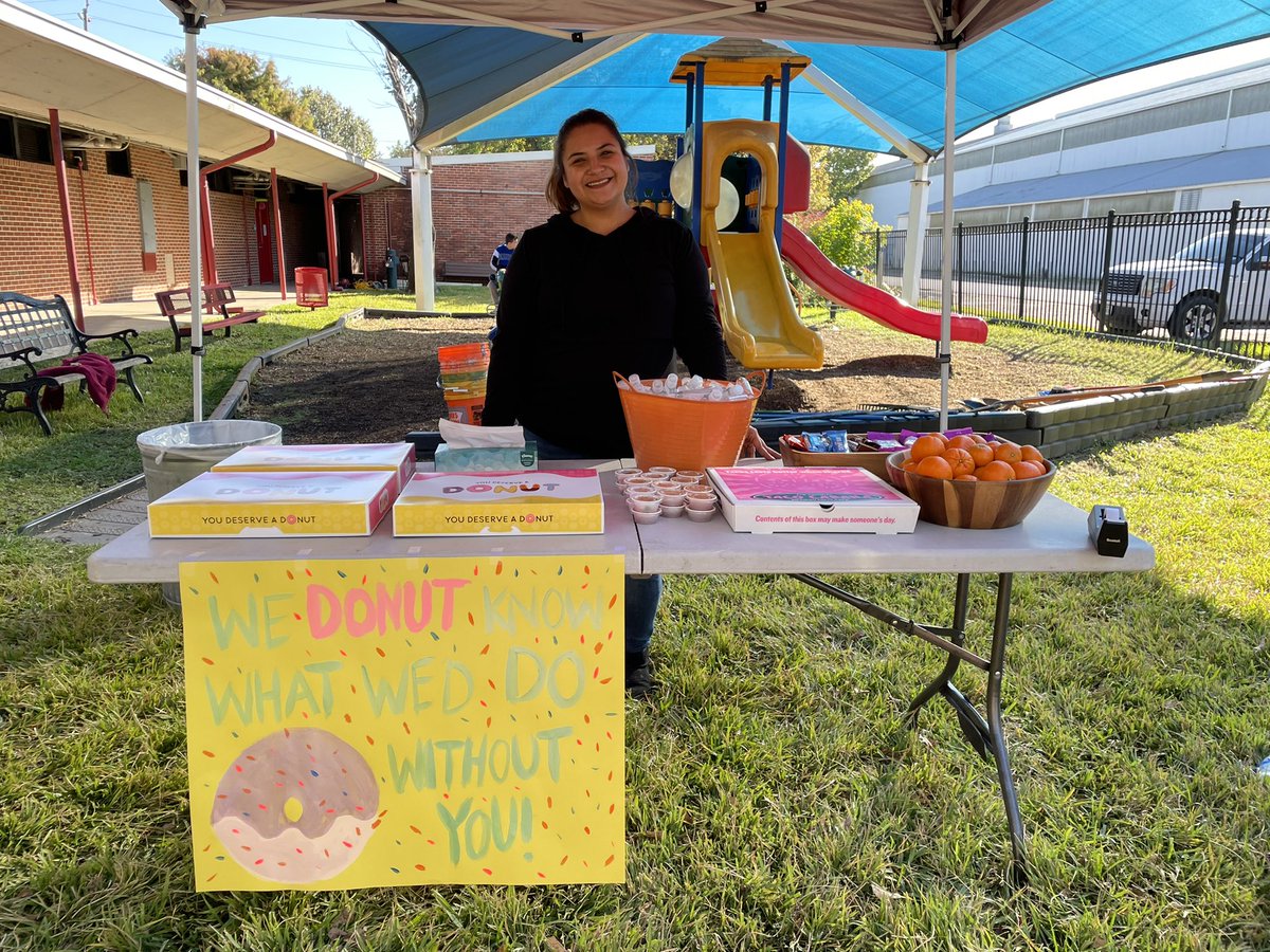 Beautification Day at <a href="/PughRamsHISD/">Pugh Elementary</a>  today! Our PTO President got donuts donated from our local donut shop Super Glazed Donuts. Thank you to our amazing Art teacher, Ms. Garcia, who made the signs! 🪴