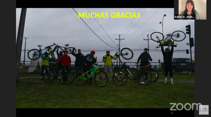 ForoBiciChile21's tweet image. #ForoBiciChile2021 | Continuamos con la programación de las 12:00 hrs. con el panel de Patrimonio y Turismo.

▶️Exponen: @LCiclistas, @SanBecleta e @Indepecleta.
▶️Modera: Isabel Atisbo, cicloviajera.

🔴Sigue la transmisión a través de Youtube: youtube.com/watch?v=f88hgB…