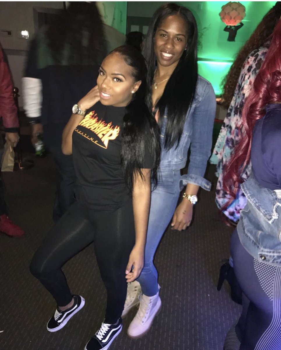 SiMPLY_MiLAN's tweet photo. Happy Heavenly Birthday to My Bestie Boo. I could neva find the words to express how much I miss and need youππππ #30 #ForeverYoung #Barbieextensions https://t.co/DVnAWAw8gx