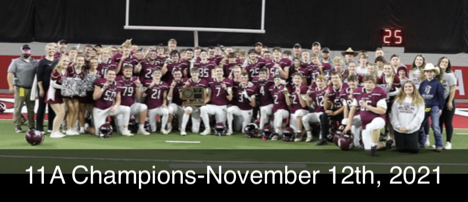 CoachRicke's tweet photo. How it started…
How it’s going…
#BulldogNation #StateChamps #OnlyAverage #WorthTheGrind @DakSt8Football @DSUFootball @sdfbca @SDHSFB @Nricke22 @MayorTom16 @Mr_Bundy74 https://t.co/Xt68Qh1YxW