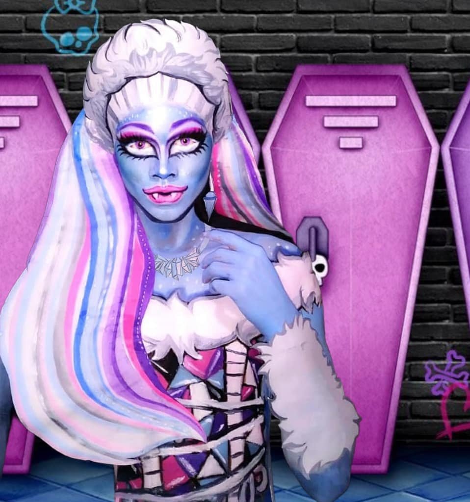 TheLuckyStarzzz's tweet photo. My take on a grown up Tanis The Mummy from "Scooby Doo and the Ghoul School", I feel like she would attend Monster High ๐๐๐ & a little throwback to my Abbey Bominable look
#monsterhigh
#dragqueen #dragmakeup #art #makeup #mua #cosplay #monsterhighdoll #monsterhighmakeup #mua https://t.co/xjUbHl9xnn