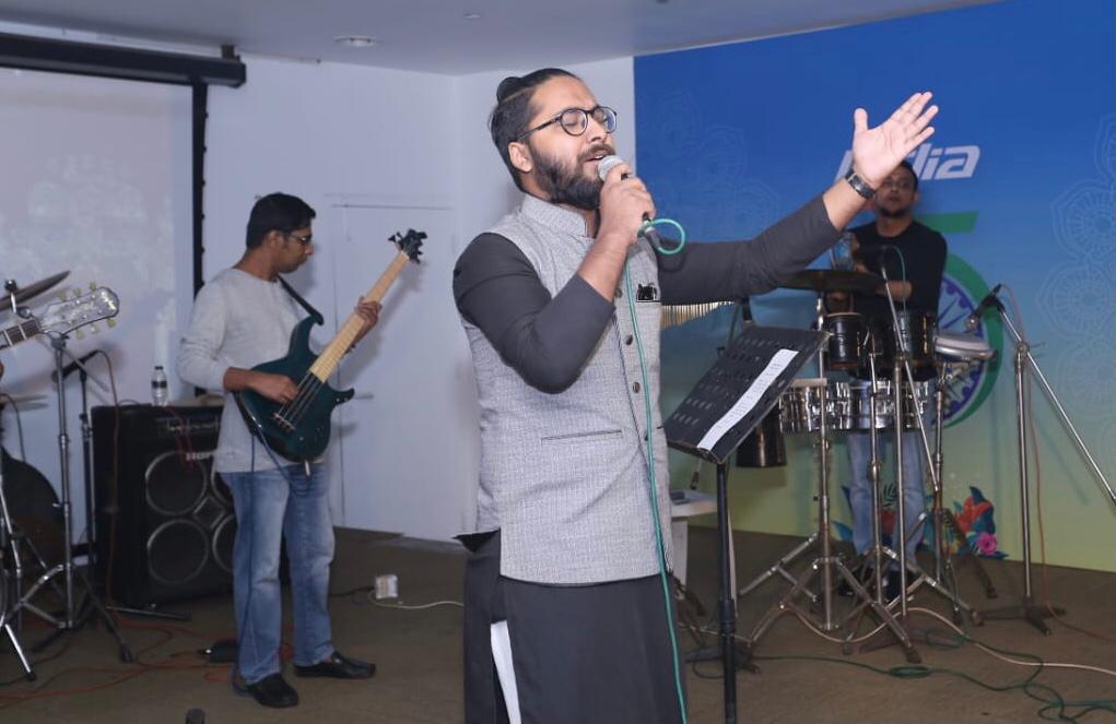 ihcdhaka's tweet photo. There were some mesmerising performances by Indian community members and popular Bangladeshi artists. https://t.co/IiQLXgT4yQ