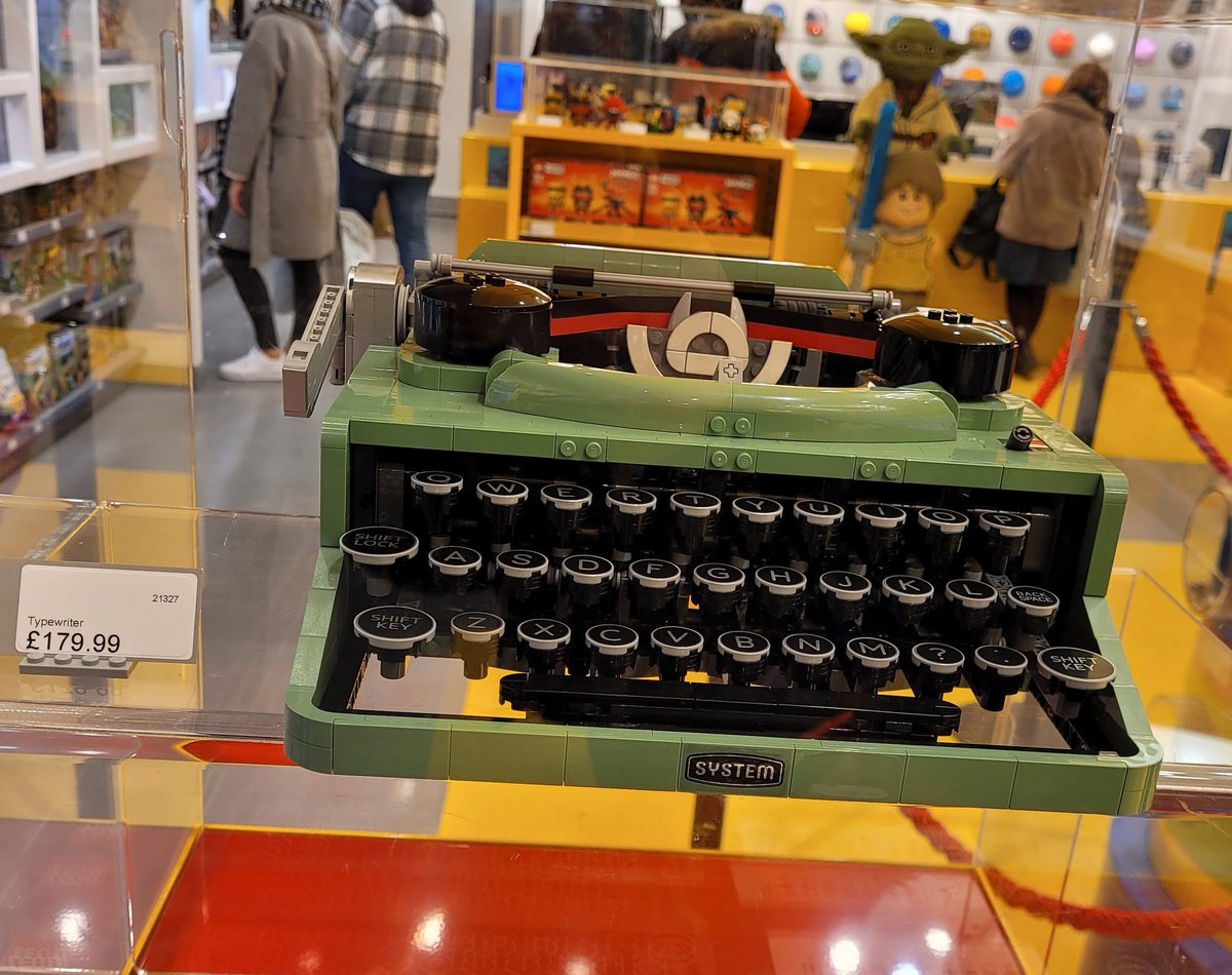 jenlew1983's tweet photo. @tomhanks bet you don't have this type written??!! #LEGO https://t.co/uaGINAUual