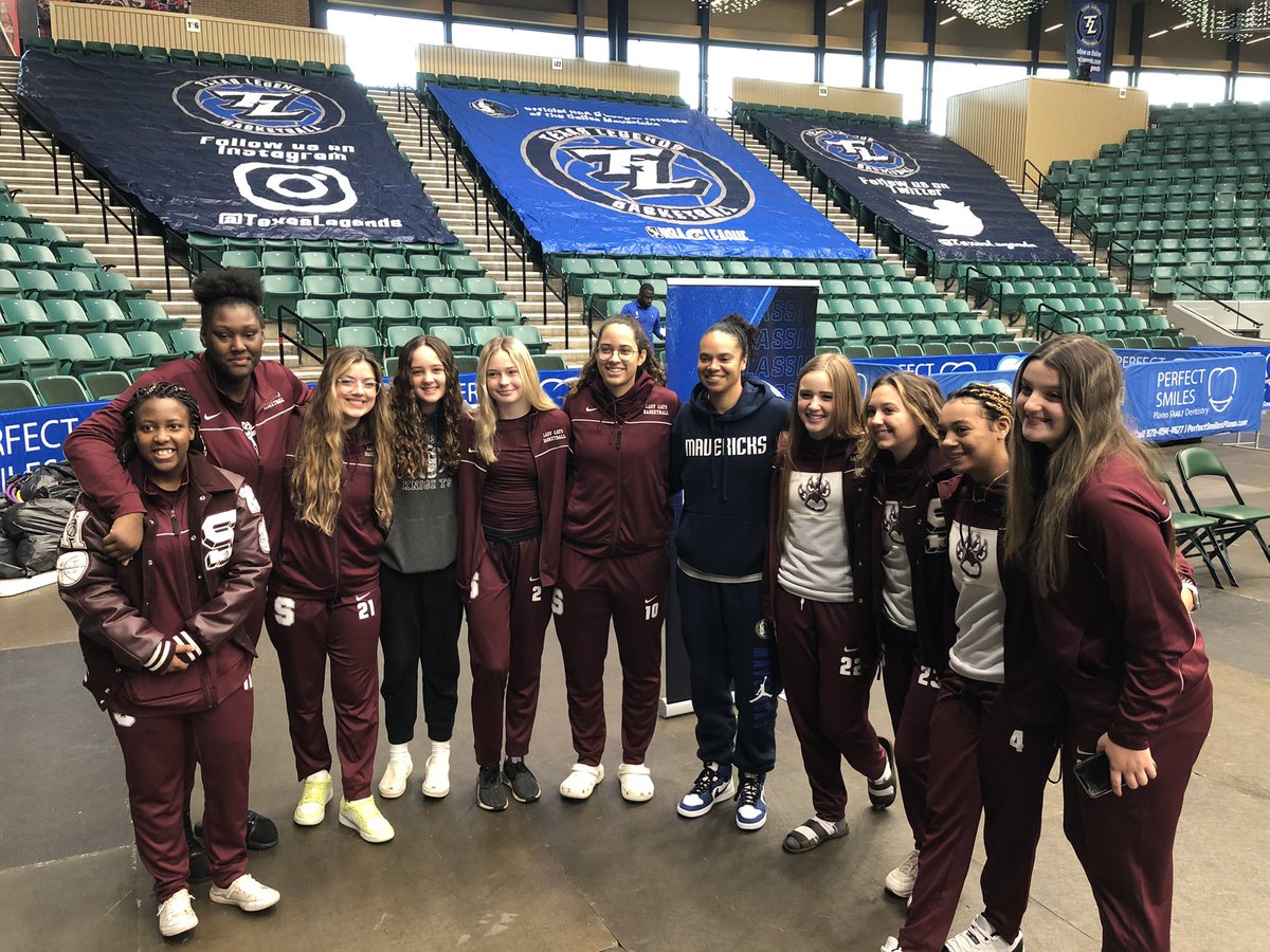 MTownsendTX's tweet photo. #Family#HEART
@KristiToliver @SHLadycatBB https://t.co/2vzmmdl5Zj