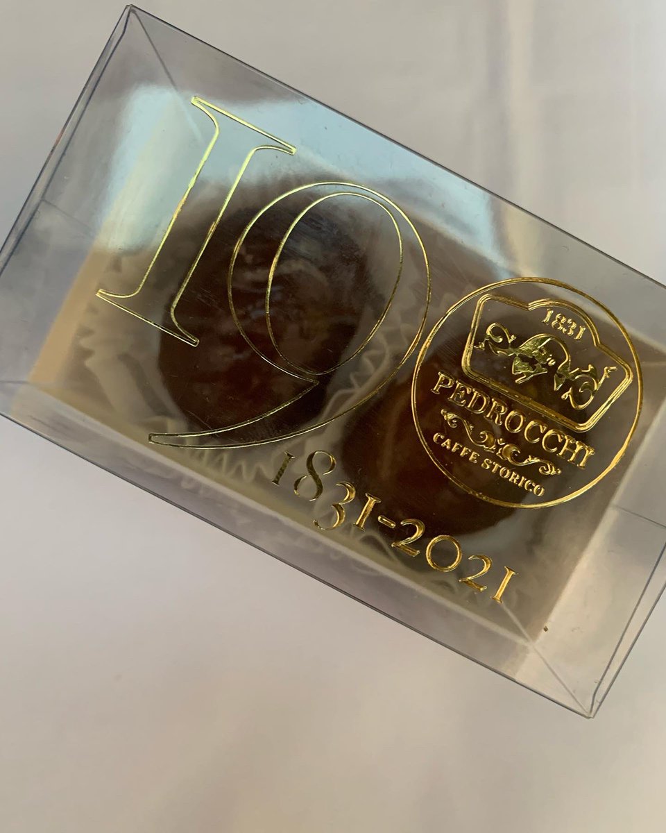 missaglia_sara's tweet photo. Il Caffè Pedrocchi di Padova ha il sorriso della mia mamma.
.
La perfetta armonia tra caffè, menta, panna e cacao amaro, degustata nel caffè storico che più amiamo.
.
E per i 190 anni dalla fondazione lo speciale marron glacé, indimenticabile.
.
#padova #caffepedrocchi #WoW https://t.co/62cEk9ZPQc