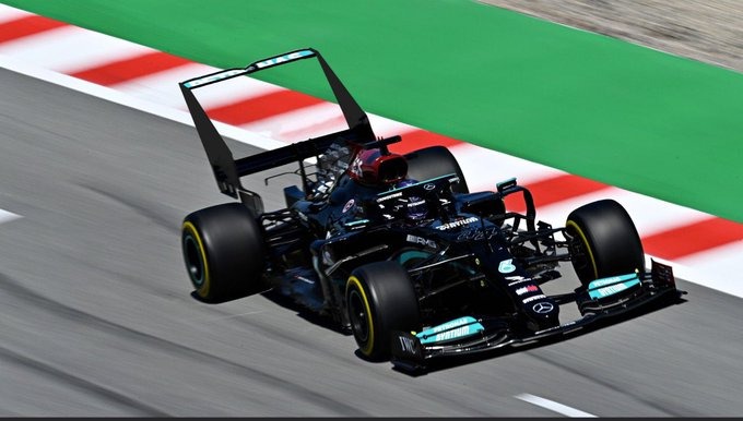 F1_Papi's tweet photo. FIA: no hay nada raro, es legal. https://t.co/EKvA73NUDT