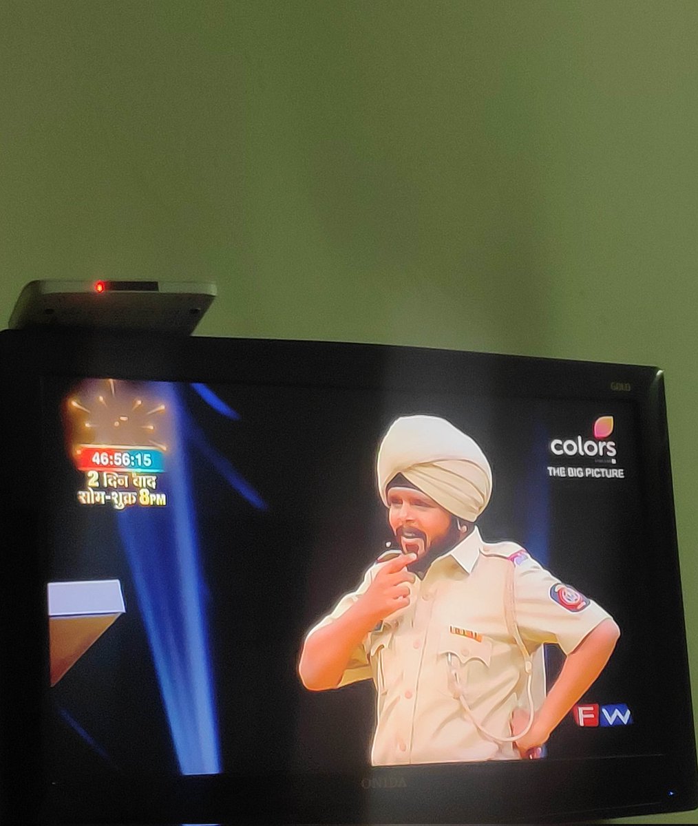 Kunwar39118190's tweet photo. Colors TV, Stop this bullshit and stop making fun of Sikh personality. Dont put our most RESPECTED TURBAN on your characters to make them n look them funny. Change your cheap thinking. #respectforturban @ColorsTV @punjabkesari @khalsaaid_india @Khalsa_Aid @SGPCAmritsar https://t.co/sS7XyqE4FE