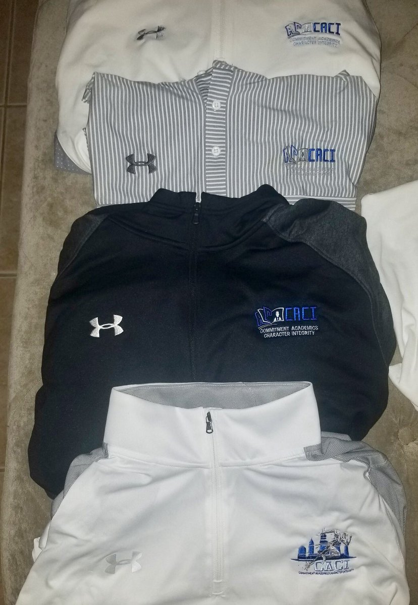 ObeyHim3's tweet photo. Blessed with a little Promo Apparel 🙏🏾🔥! I’m try’n to get one of these Big Wig Athletic Organizations to sponsor C.A.C.I. 👀... https://t.co/eY5ut57KCQ