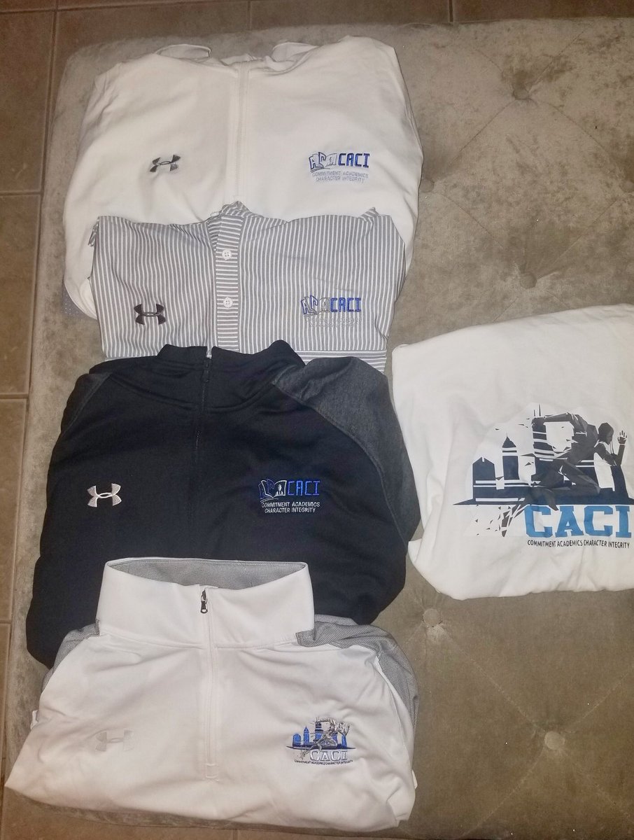 ObeyHim3's tweet photo. Blessed with a little Promo Apparel 🙏🏾🔥! I’m try’n to get one of these Big Wig Athletic Organizations to sponsor C.A.C.I. 👀... https://t.co/eY5ut57KCQ