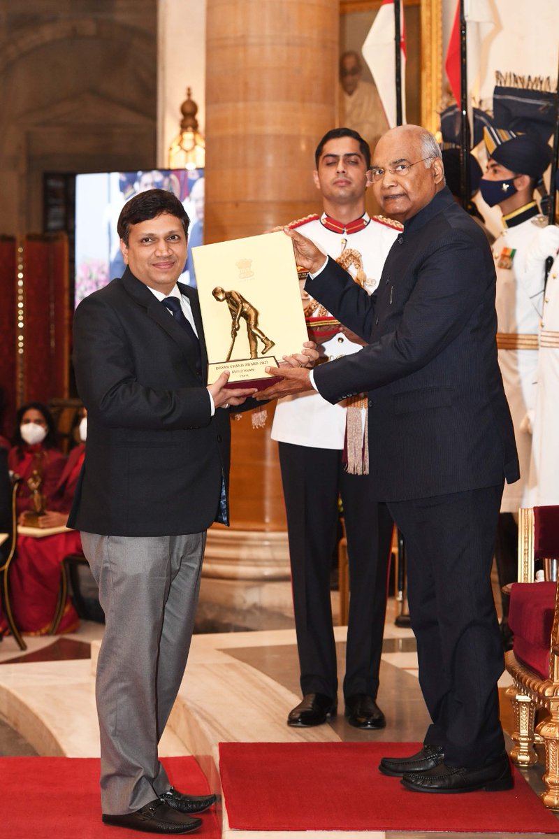 DirHR_iocl's tweet photo. Heartiest congratulations to IOCian Hockey stars &amp; Olympic Bronze winners @simranhockey, @hardiksingh008 &amp; Dilpreet Singh for the Arjuna Award. Also, congratulations IOCian Chess icon @chessgmkunte for Dhyan Chand Award for Lifetime Achievement.

Keep shining!

#ProudToBeAnIOCian https://t.co/IdOfgmUoPb