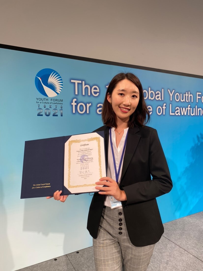FLEXAlumni's tweet photo. #SuccessAlert Tsengunbileg Naranpurev‘18 was selected as a chair for the 1st Global Youth Forum for a Culture of Lawfulness. In this forum, participants from 41 countries discussed youth participation in making society more inclusive and diverse!
#FlexAlumni #ExchangeOurWorld https://t.co/gJLpjmbnmC