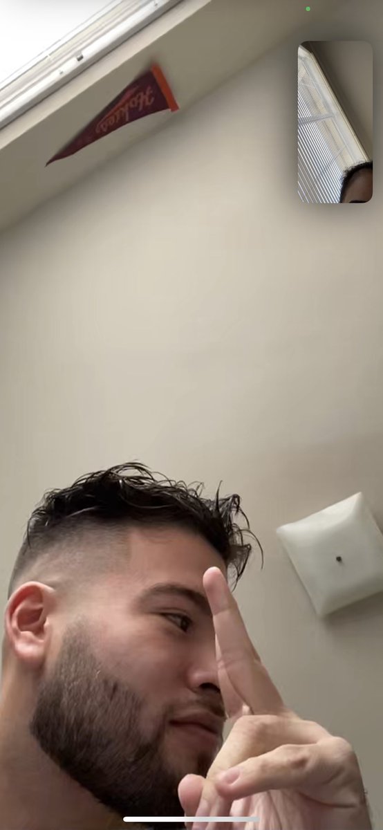 NBenitezzz's tweet photo. Soooo which lucky lady wants to go to date party with my boy @Kevin_Cruz06?? He’s 6’2 and loyal 😇 Also, a self care king https://t.co/o209LjOk1i