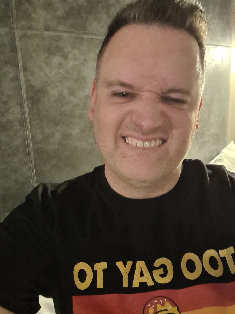 FansSteps's tweet image. Feeling cute..
Might delete later 🤣🤣