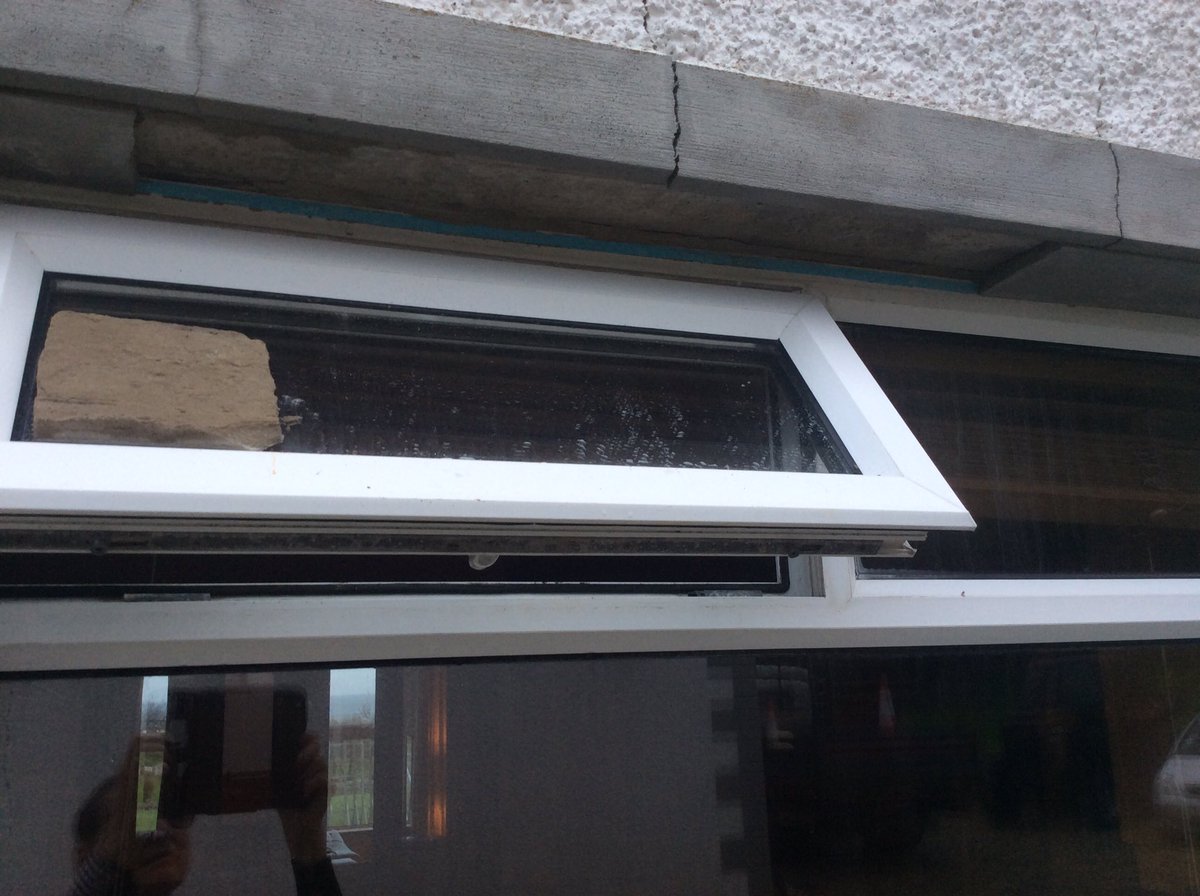 OrlaDevlin3's tweet photo. @OrlaDevlin3 I opened the kitchen window this afternoon and this happened @MicaRedress @mart0017 @McConalogue @PaddyDiver4 @LeoVaradkar @ThomasPringleTD @ProfPaulDunlop @DarraghOBrienTD @gavreilly #100PercentRedress #MicaLimbo #myhomeisdangerous https://t.co/9gxh7byOnk